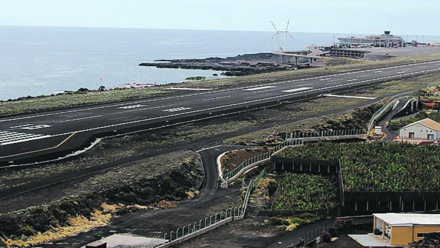 Aeropuerto de Mazo: 50 años de desarrollo para la Isla Bonita