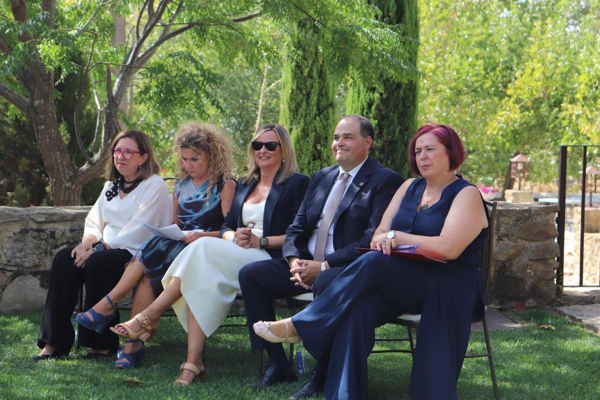 Mercedes Morán, Inés Rubio, Blanca Martín, Pedro Morgado y Begoña García Bernal.