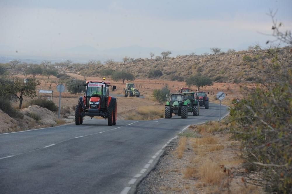 La protesta de agricultores a su paso por el Garru