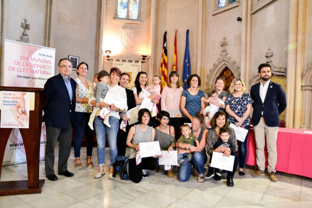 Homenaje a las donantes de leche materna