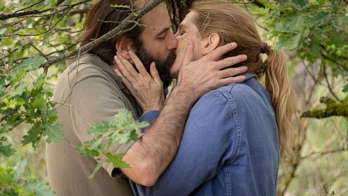 Sandrine Kiberlain y Vincent Macaigne, en 'Crónica de un amor efímero'.