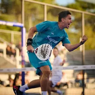 Paquito Navarro (37 años): "El café es clave en mi desayuno de tostadas integrales con pavo y aceite o 'porridge' de frutas que me hace mi mujer, y uno o dos días a la semana hago ayuno intermitente. Sin ser un obseso de la comida, intentó cuidarme"