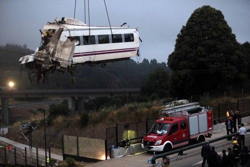 Las imágenes del accidente ferroviario en Santiago de Compostela.