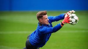 Ter Stegen, en el entrenamiento previo del Barça al duelo europeo con el Mónaco.