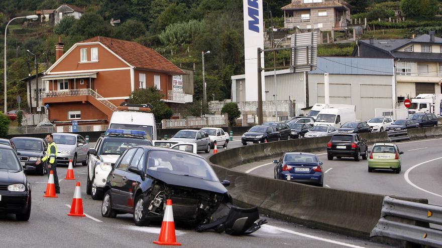 Un accidente de la autovía A-55 a su paso por Mos.