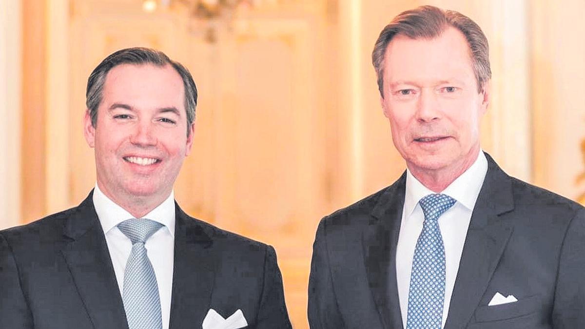 El gran duque Enrique Luxemburgo (derecha) y su hijo Guillermo