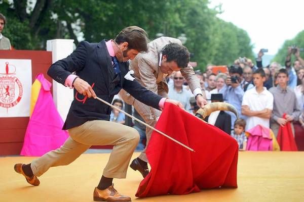 Toreo de salón en el Bulevar del Gran Capitán