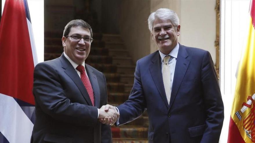 España acepta la invitación de Cuba para que el Rey y Rajoy visiten la isla lo &quot;antes posible&quot;