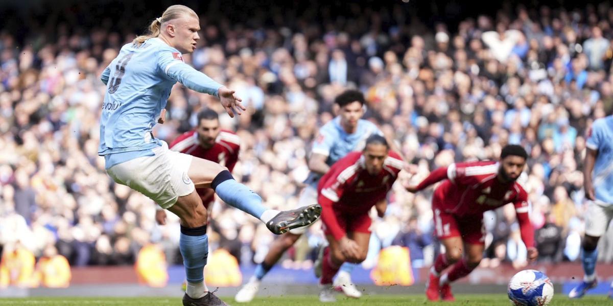 Haaland destrossa el Liverpool i el City avança en la Cup