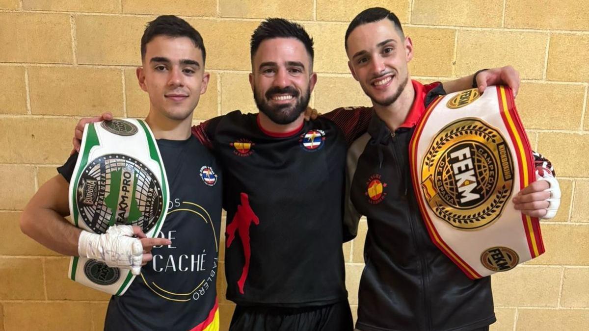 Componentes del equipo Ponce Team participantes en Vista Alegre.