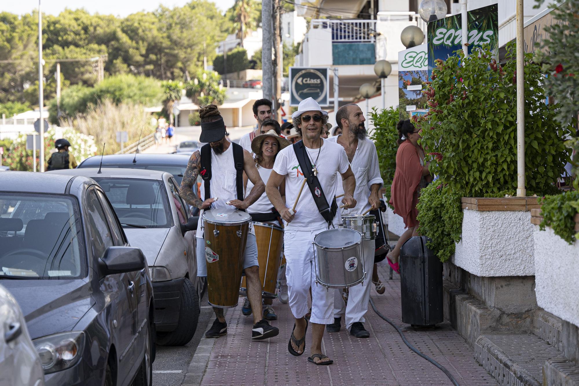 Fiestas de Cala Llonga