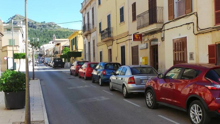 Piden una parada de bus en Juan Carlos I de Andratx