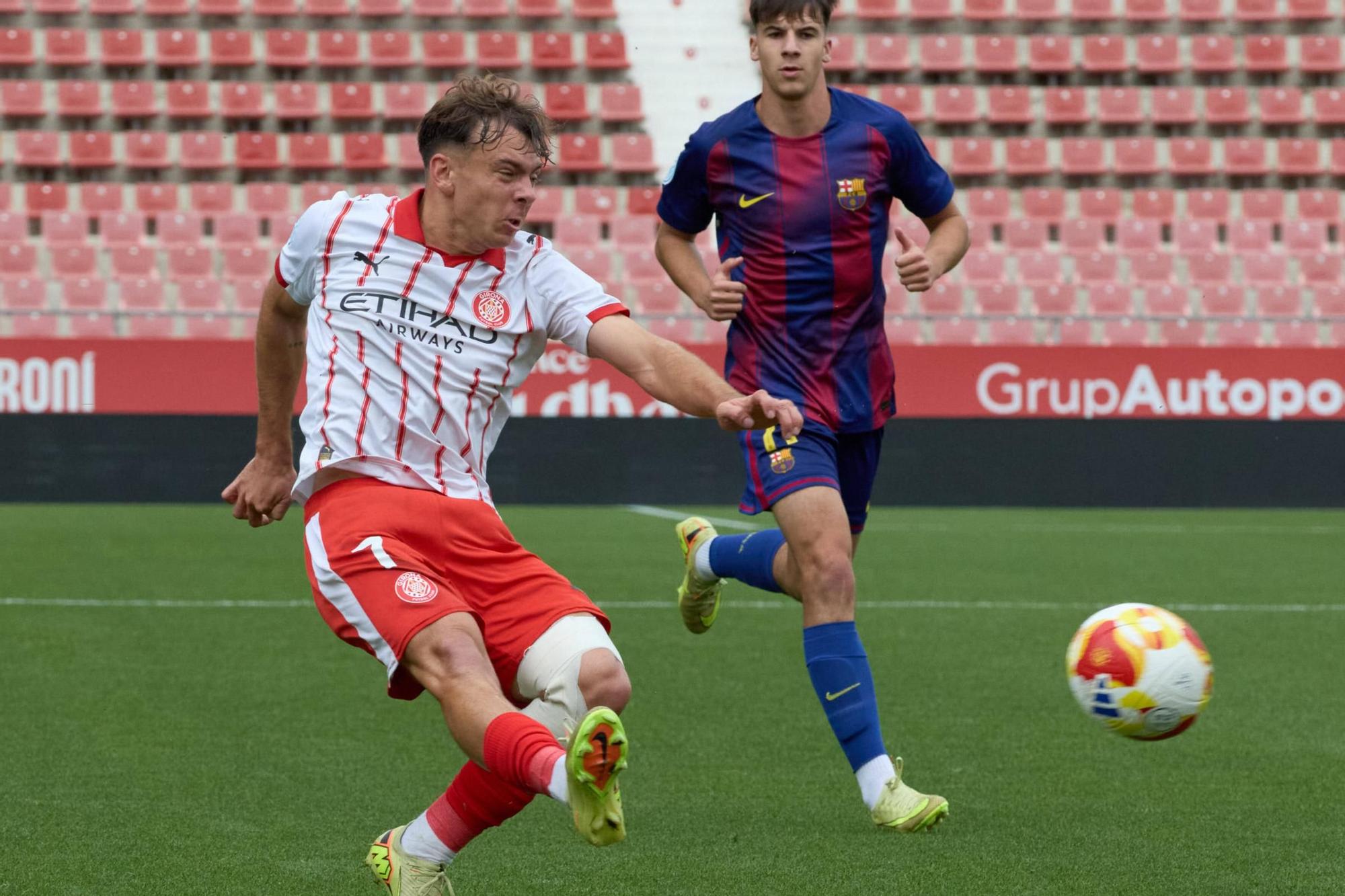 Les fotos del Girona B i Barça Atlètic