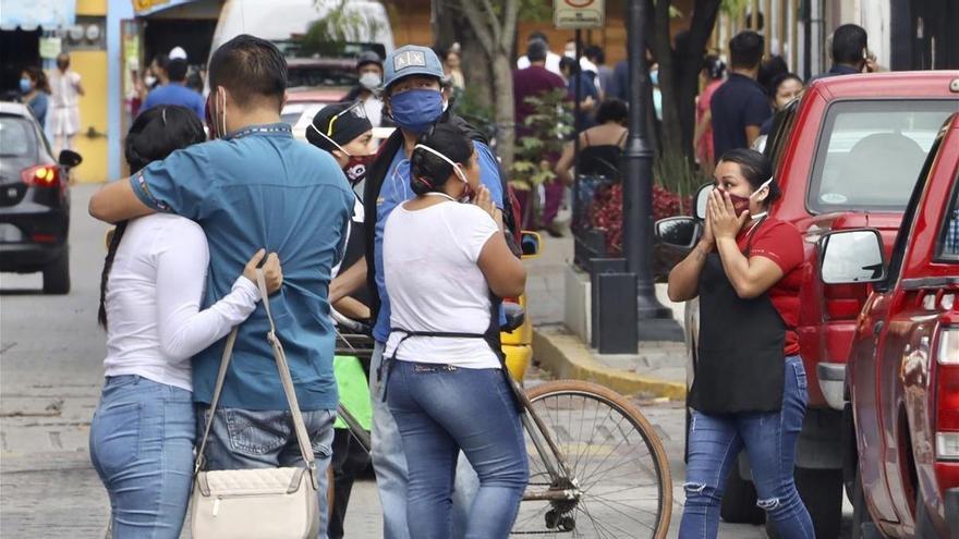 Al menos seis muertos y grandes daños materiales en el terremoto de México