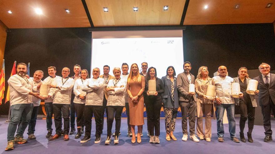 La asociación de cocineros Eurotoques premia a Alicante Gastronómica Solidaria, a Pedro Martínez, Cuchita Lluch y Ana Botella