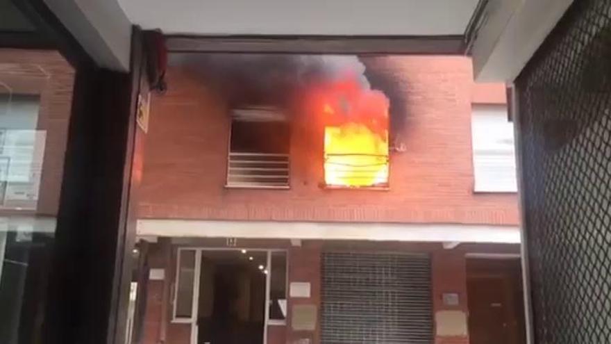 Un patín eléctrico causa un incendio en una vivienda de Rentería