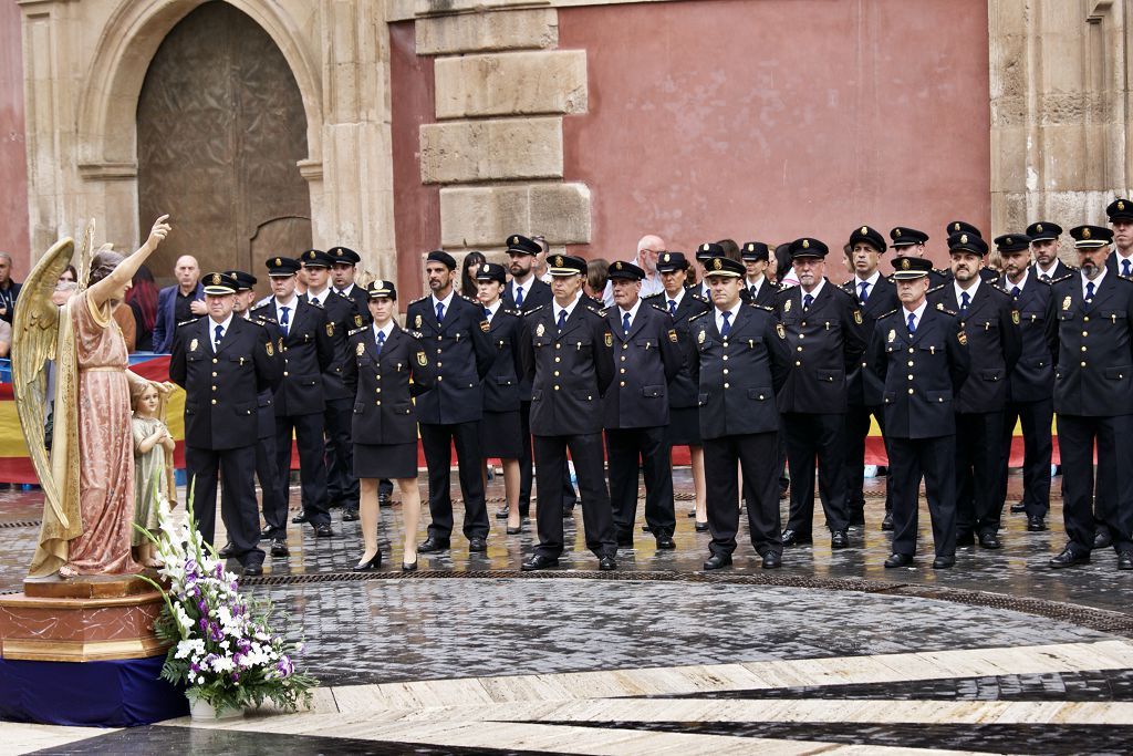 Las imágenes de la celebración de los Santos Ángeles Custodios de la Policía Nacional en Murcia