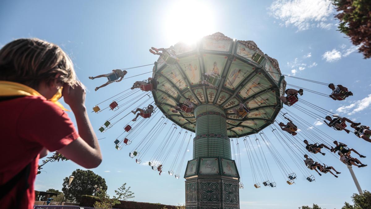 Planes con niños en Alicante | Una atracción de Terra Mítica