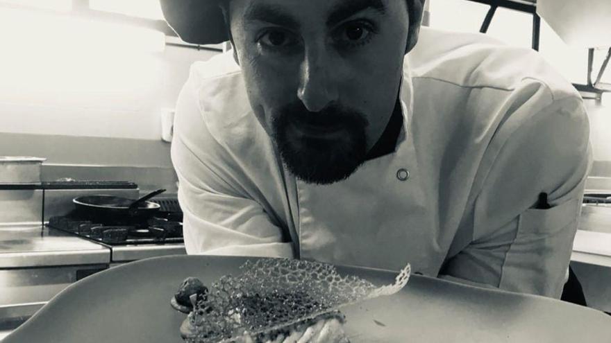 El alumno del Hotel Escuela de Santa Brígida, Isaac Bernal Carbajo, seleccionado como semifinalista en el concurso gastronómico &#039;GM Chef Alimenta tu talento 2020