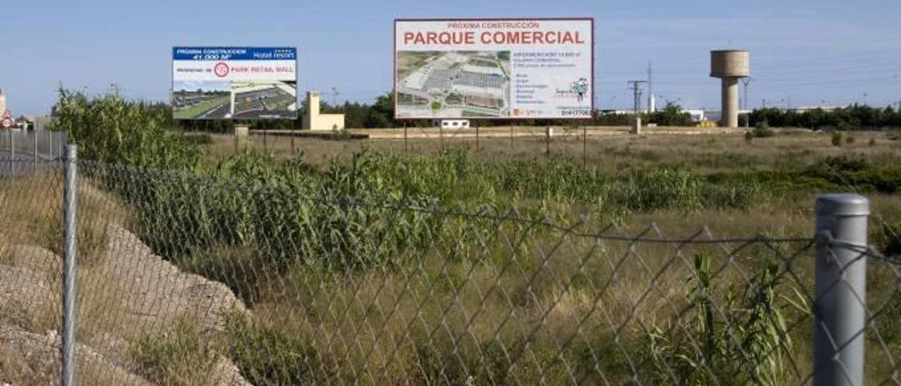 Un juez descarta paralizar los trámites  del futuro parque comercial de Sagunt