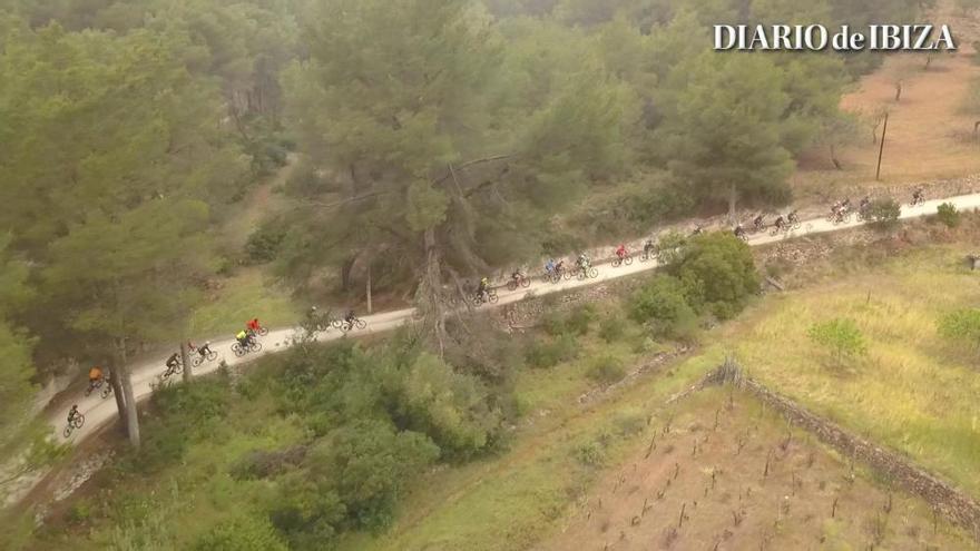 Impresionante vídeo resumen de la primera etapa de la Vuelta a Ibiza 2019