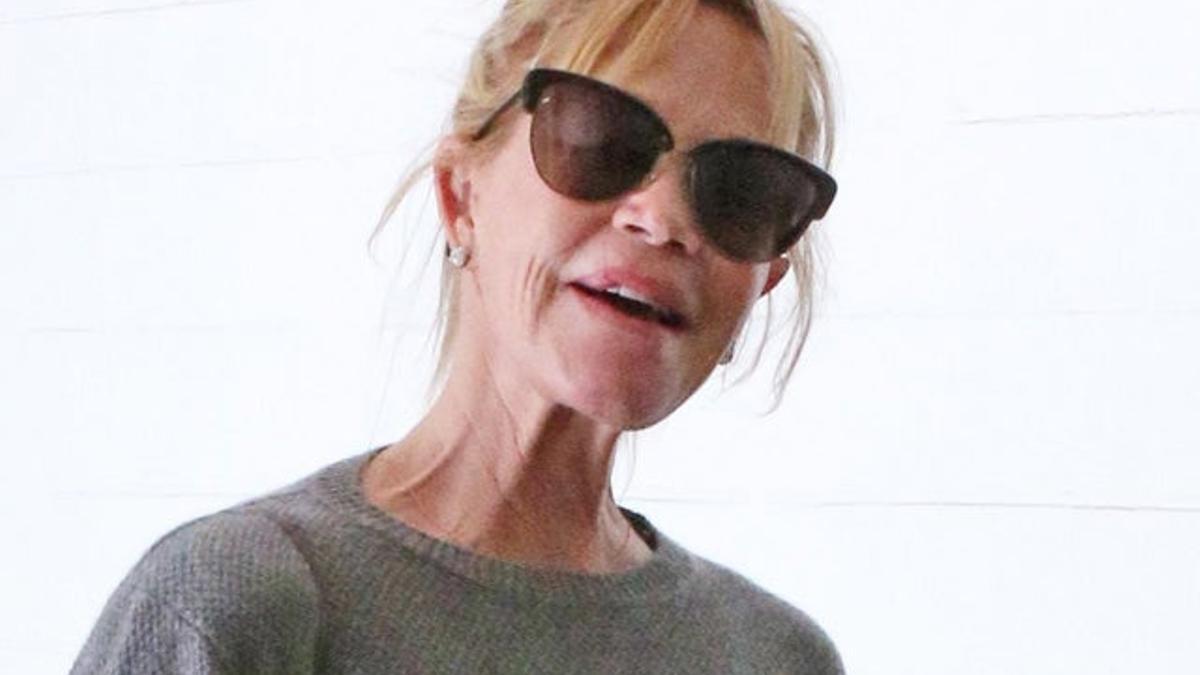 Melanie Griffith celebra sus más de cinco años, sobria