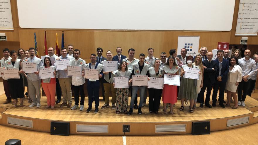 La cátedra de Discapacidad y Empleabilidad Tempe-APSA de la UMH celebra su acto de graduación