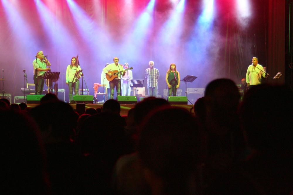 Callobre se sumerge en la música folk