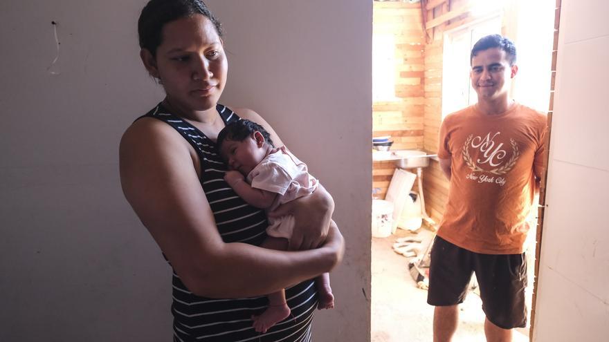 Residentes en el asentamiento Bahía de Formas