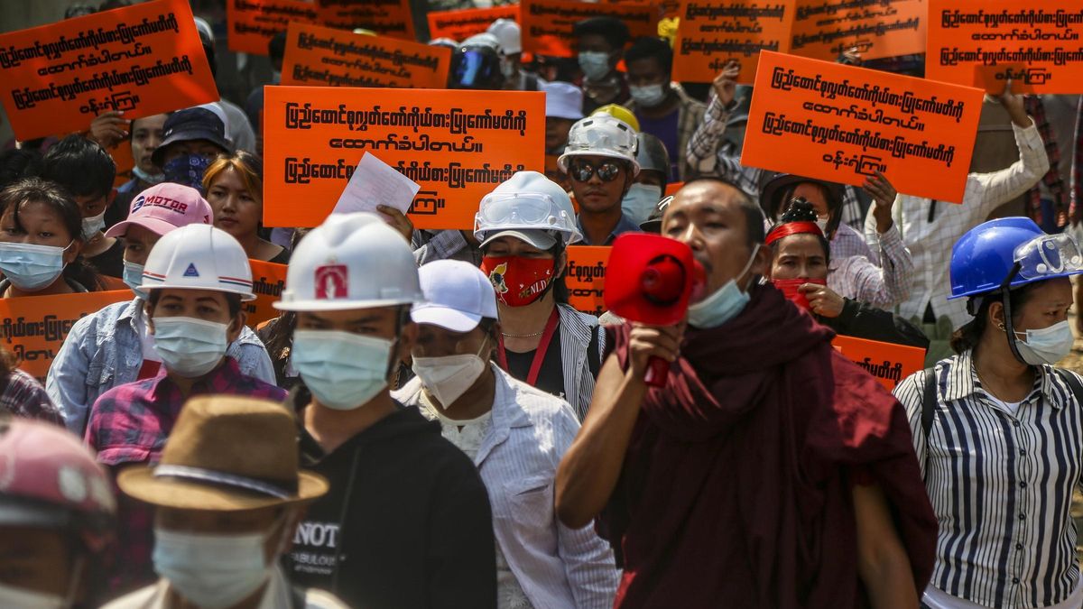 Image of the protests in Burma. Image of the protests in Burma.
