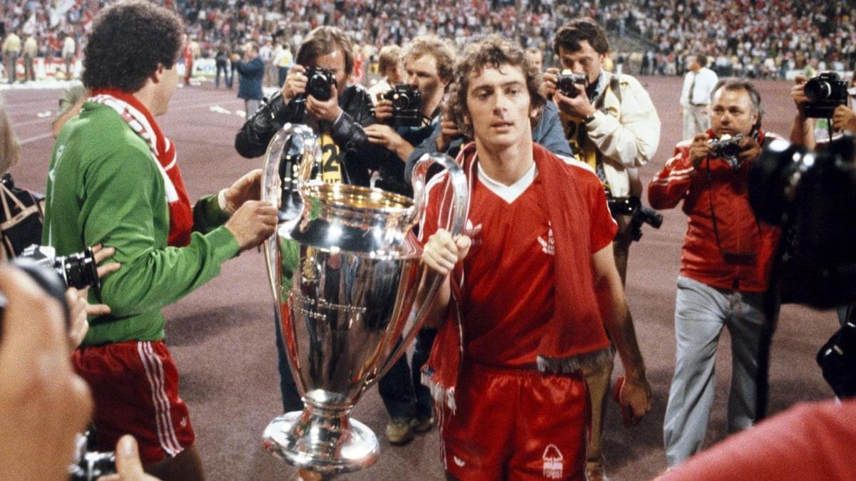 Trevor Francis gano dos Copas de Europa con el Nottingham Forest