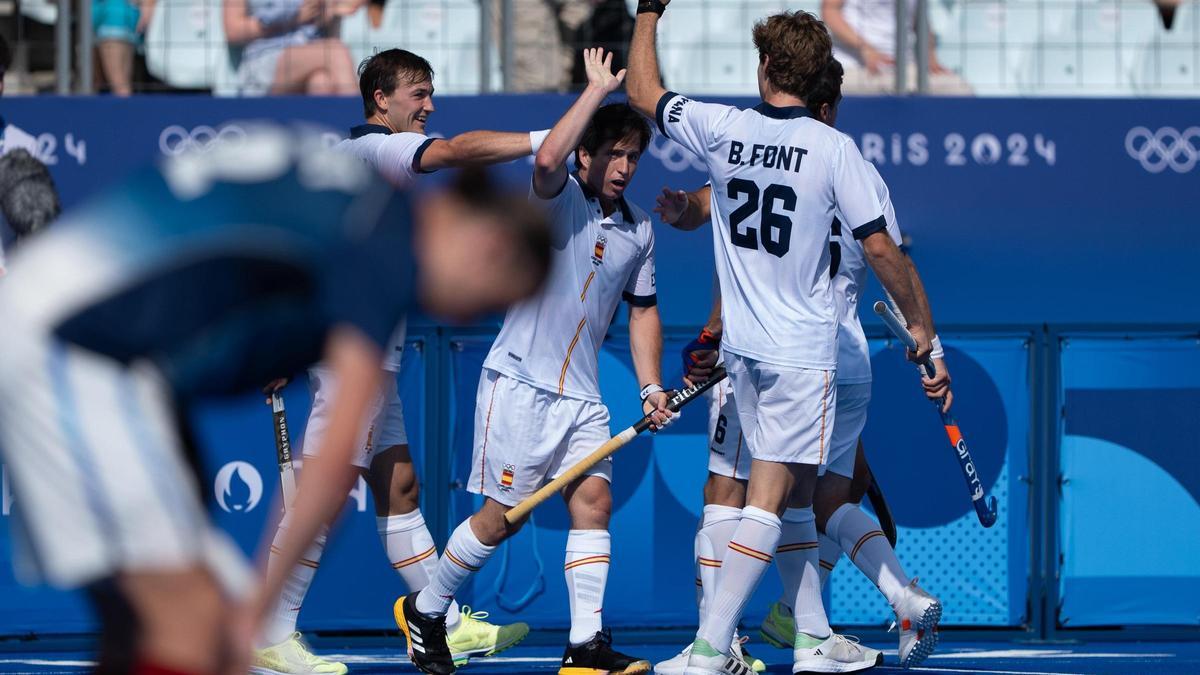 España acaricia los cuartos de final en París tras el empate ante Francia.