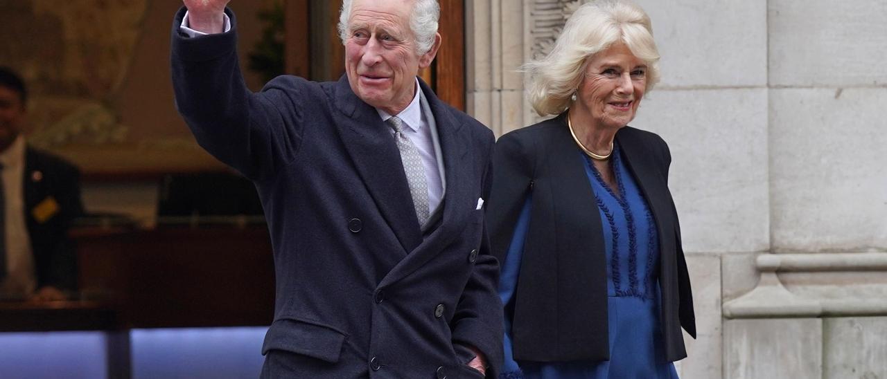 El rei Carles III surt de l'hospital després d'haver estat operat de la pròstata