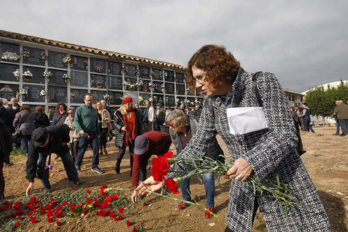 Reivindican la memoria de las víctimas del franquismo en el Día de los Derechos Humanos