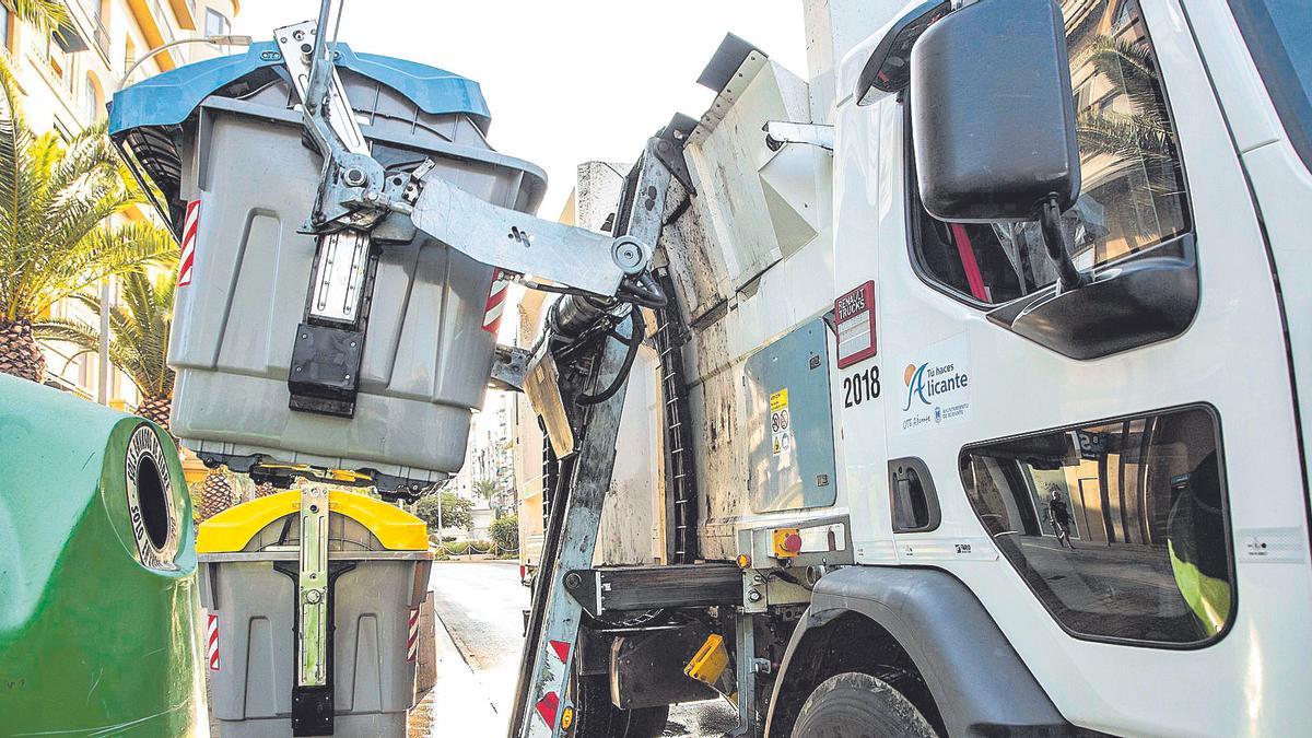 El reciclaje de papel y cartón se ha incrementado un 5%.