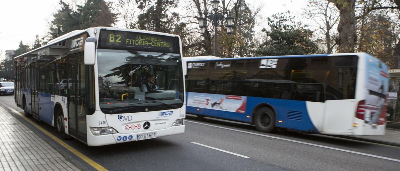 Autobuses urbanos de Oviedo.