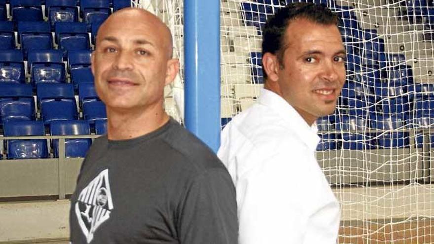 Juanito, a la izquierda, y Tirado, entrenador y director deportivo del Palma Futsal, ayer.