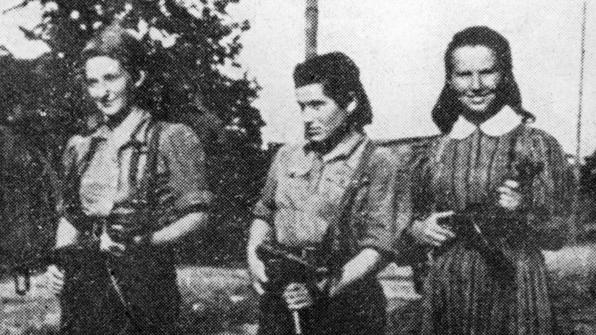 De izquierda a derecha, Vitka Kempner, Ruzka Korczak y Zelda Treguer | Imagen de 'Hijas de la Resistencia'.