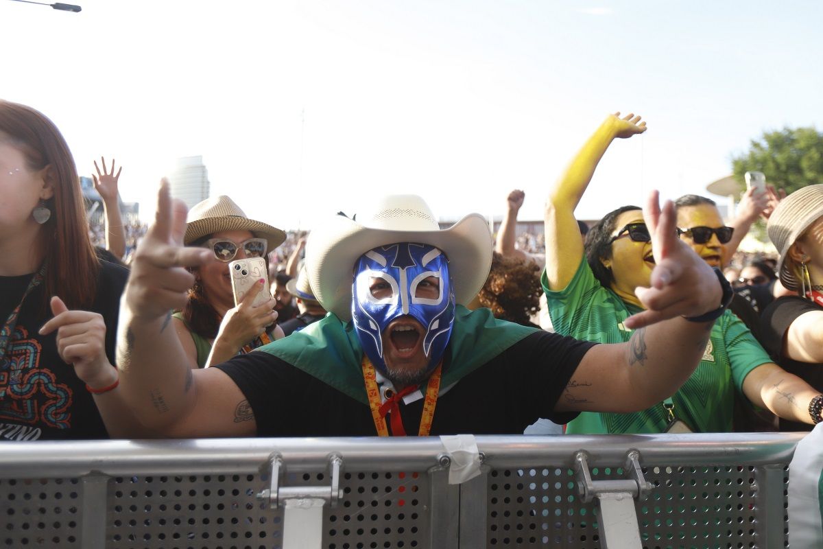 En imágenes | Segundo día del Vive Latino 2025 en Zaragoza