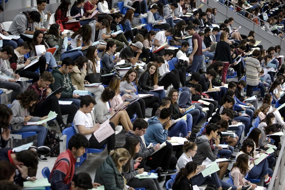 13.000 alumnos se enfrentan a los retos matemáticos de las Proves Cangur