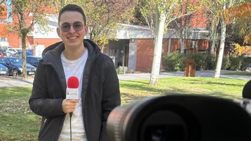 Mateo Fernández, estudiante de Periodismo y Derecho en la Universidad Rey Juan Carlos de Madrid: "La generación Leonor tenemos que mirar hacia atrás para no volver a épocas oscuras"