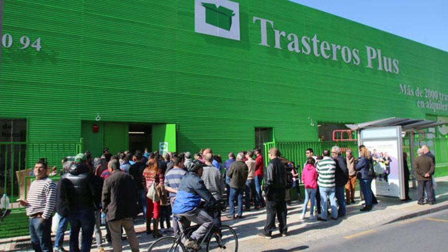 Trasteros Plus ha organizado la primera subasta de trasteros solidarios en Andalucía.