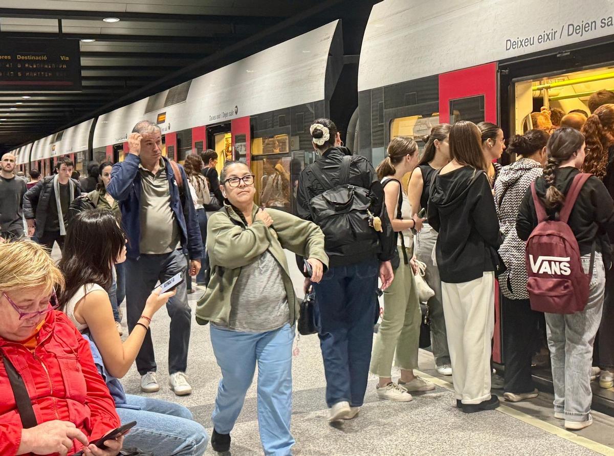 Saturación en el metro de València