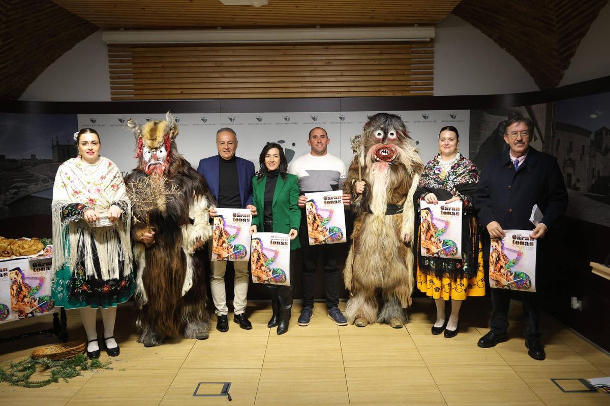 Fotogalería | Así ha sido la presentación de Las Carantoñas, Fiesta de Interés Turístico Nacional Fotogalería | Así ha sido la presentación de Las Carantoñas, Fiesta de Interés Turístico Nacional