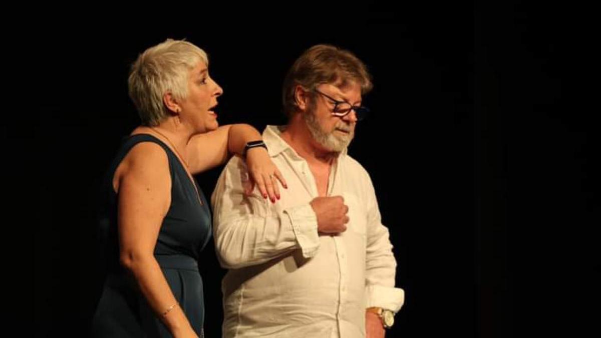 Elena Villagrasa y Vicent Baldoví dan vida a los dos únicos personajes de la obra.