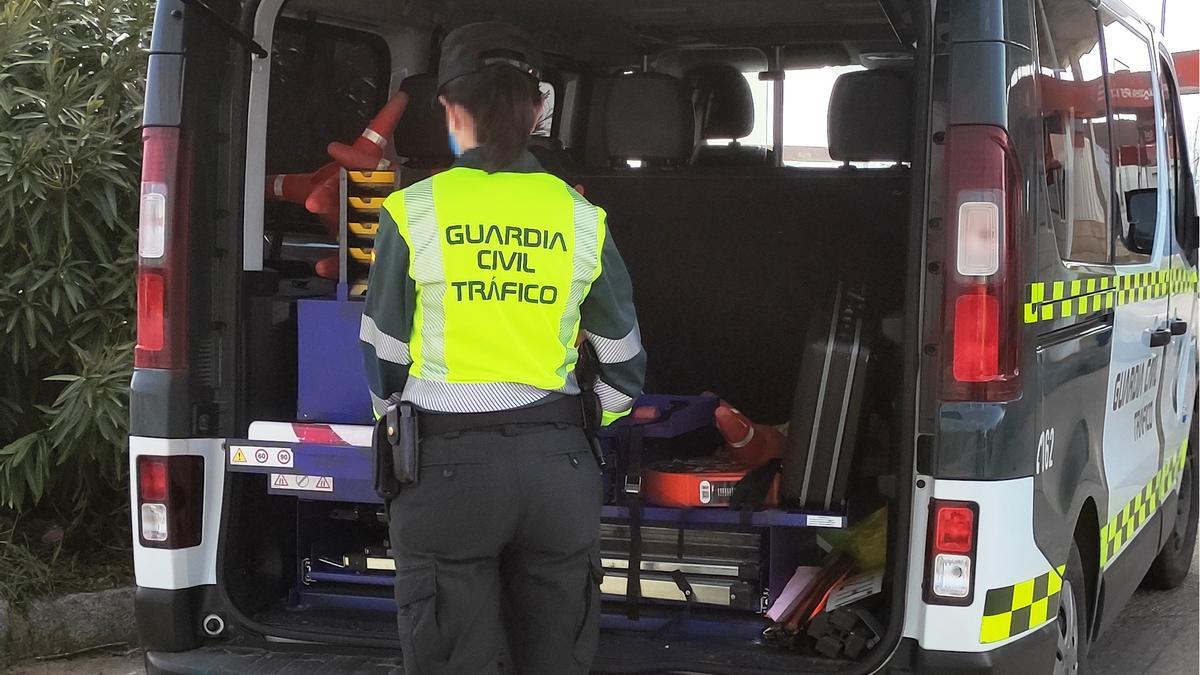 Equipo de atestados de la Guardia Civil de Benavente.