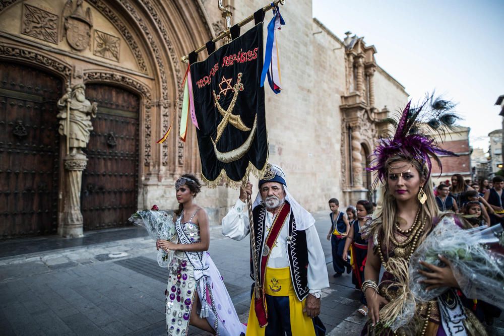 Ofrenda floral en Orihuela