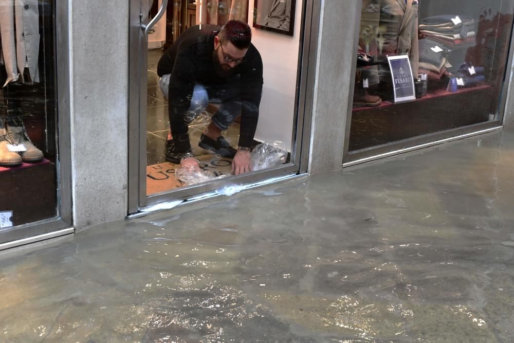 Venecia inundada por el ''acqua alta''