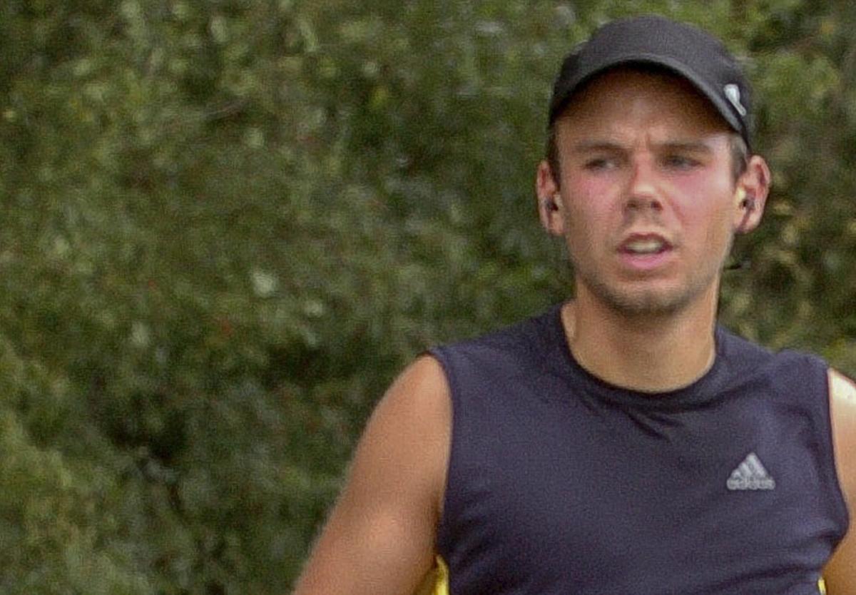 Andreas Lubitz, el pilot que va estavellar l’avió de Germanwings, durant un marató el 2009.