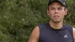 Andreas Lubitz, el pilot que va estavellar l’avió de Germanwings, durant un marató el 2009.